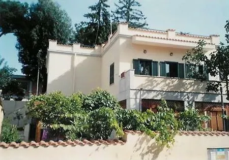 B&B Villa Rome לינה וארוחת בוקר